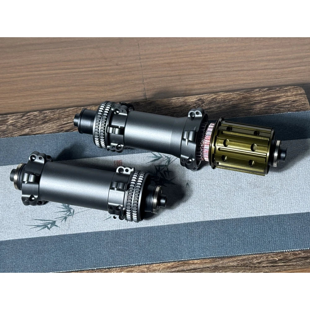 Weight 245g, Road Bicycle Hub Rachet 60T HG Freehub Body Disc Brake Center Lock  12x100/12x14